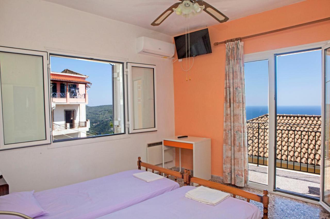 Family House In Lakones Villa Paleokastritsa Ngoại thất bức ảnh